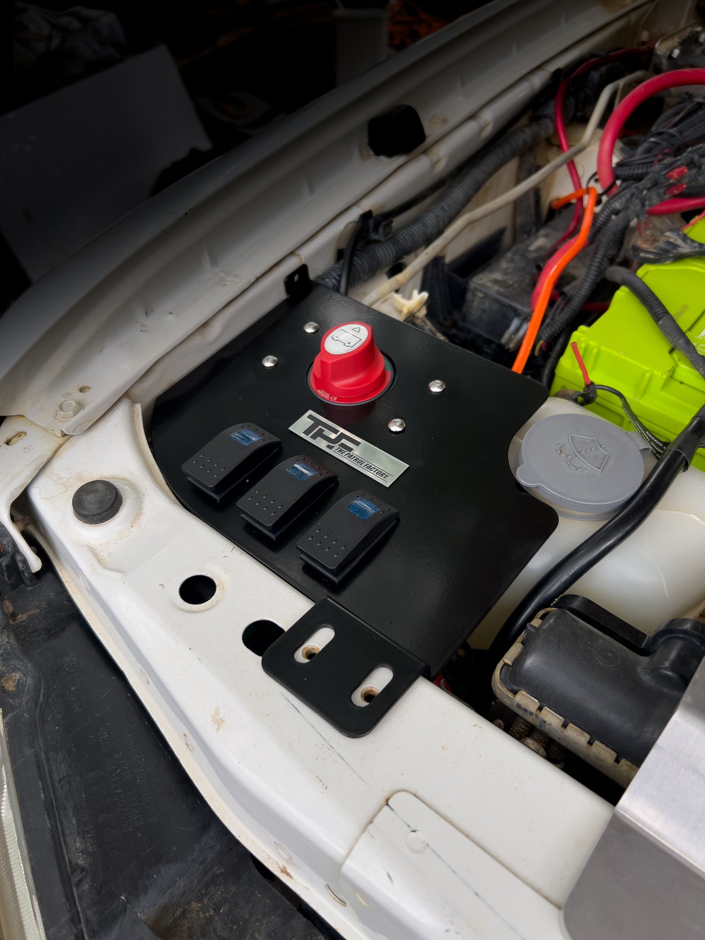 GU patrol - Engine bay control panel