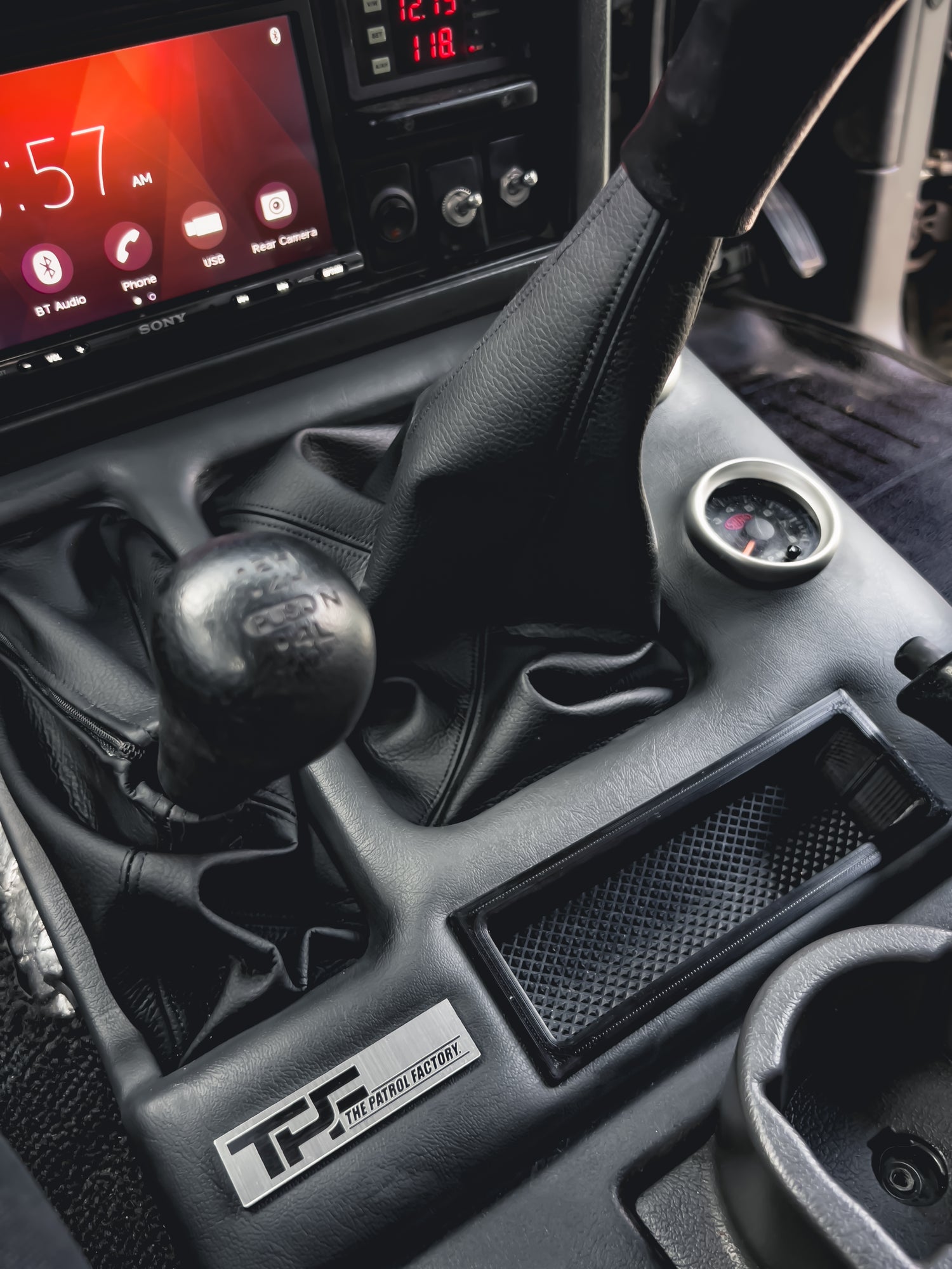 GQ patrol custom console interior